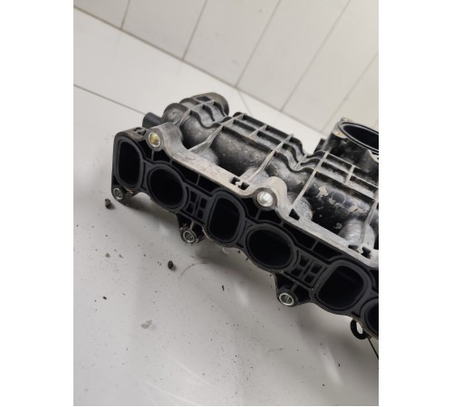 Коллектор впускной 