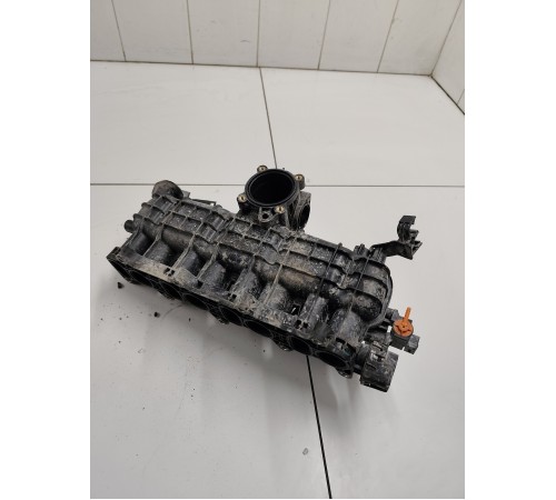 Коллектор впускной 