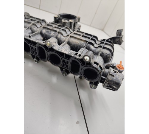 Коллектор впускной 