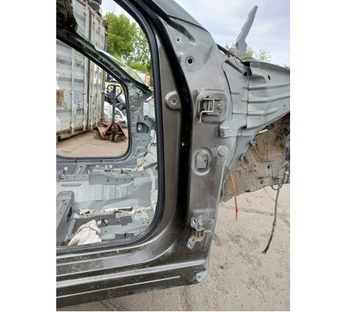 Стойка кузова передняя правая