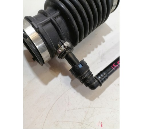 Патрубок воздушного фильтра