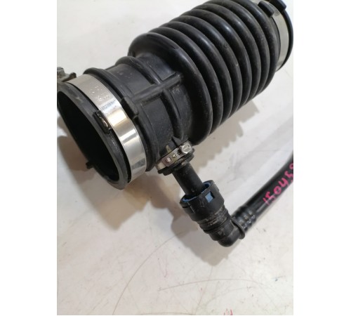 Патрубок воздушного фильтра