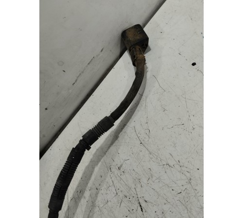 Клемма аккумулятора