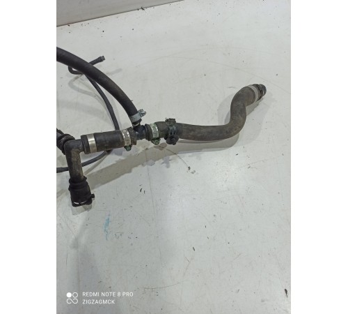 Патрубок системы охлаждения