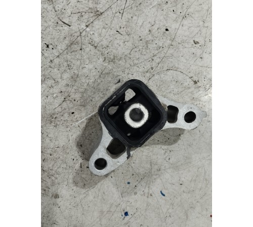 Опора двигателя задняя