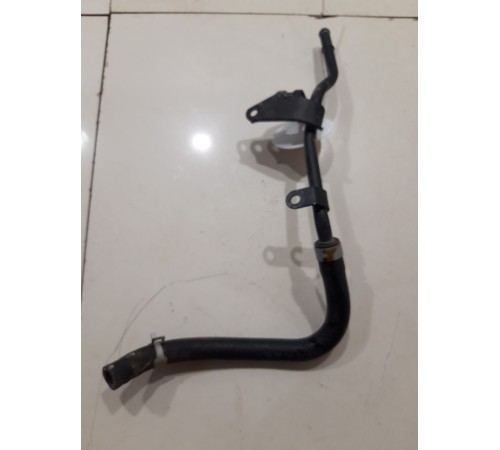 Патрубок системы охлаждения (металлический)