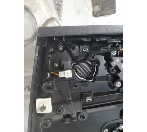 Обшивка двери задняя левая