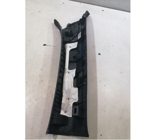 Обшивка стойки лобового стекла левая