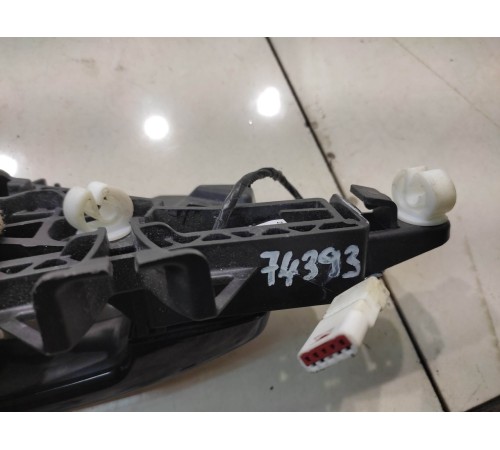 Ручка двери (передняя, правая, внешняя)