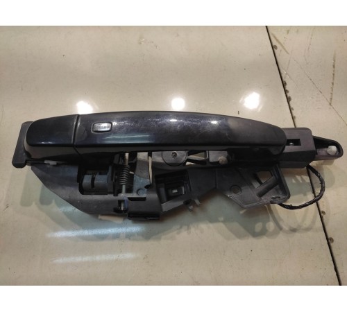 Ручка двери (передняя, правая, внешняя)