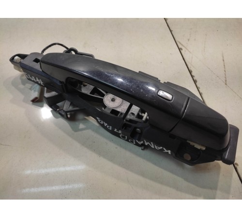 Ручка двери (передняя, правая, внешняя)