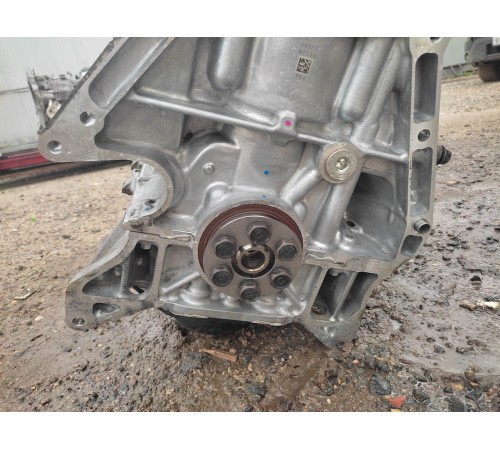 Двигатель в сборе