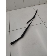 Поводок стеклоочистителя правый