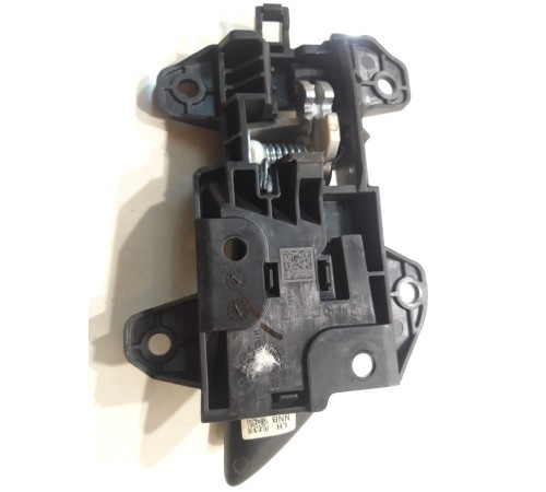 Ручка двери (передняя, левая, внутренняя)