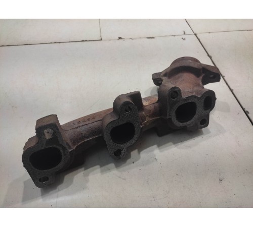 Выпускной коллектор (левый)