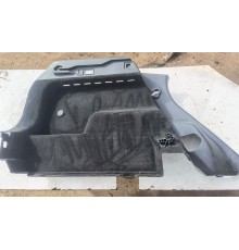 Обшивка багажника левая