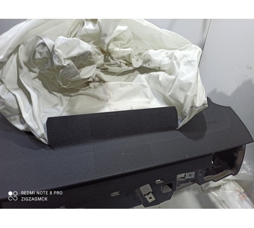 Передняя панель салона (торпедо)