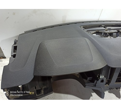 Передняя панель салона (торпедо)