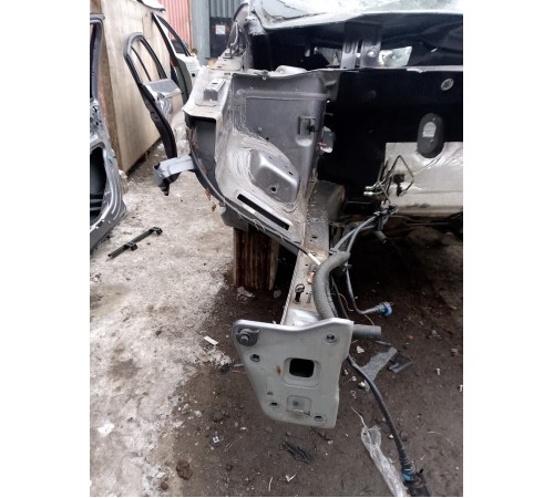 Лонжерон передний правый