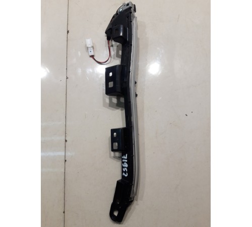 Подсветка обшивки двери (передняя, левая)