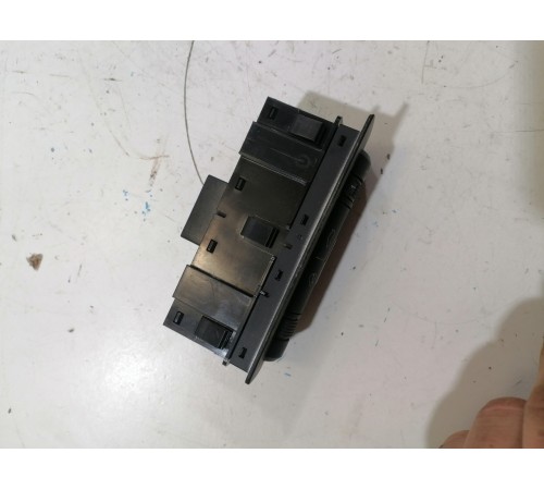 Блок кнопок корректора фар