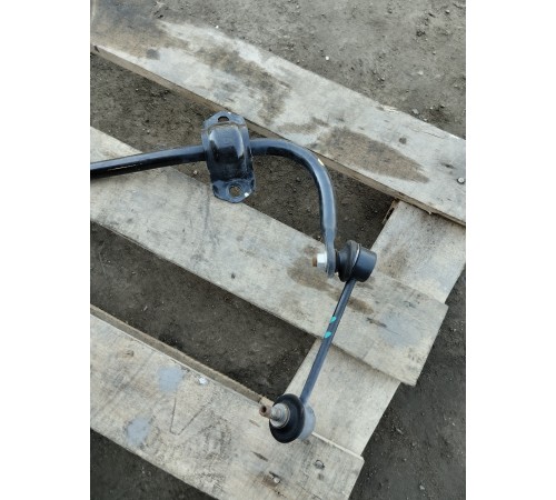 Стабилизатор задний