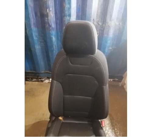 Сиденье переднее правое