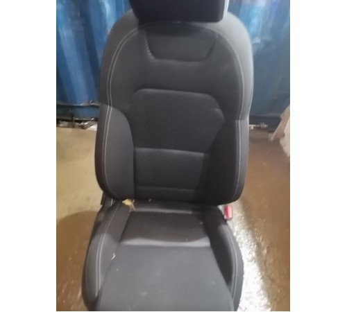 Сиденье переднее правое