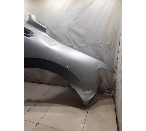 Крыло(переднее правое)