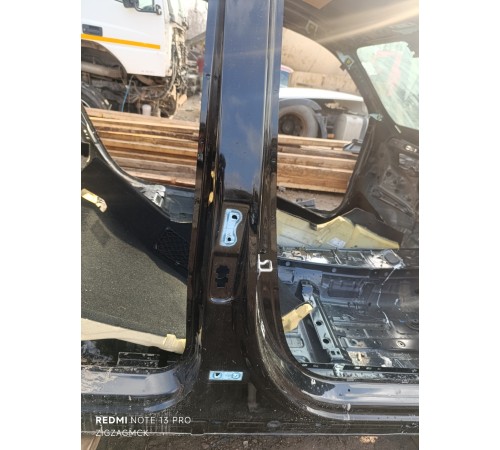 Порог со стойкой правый