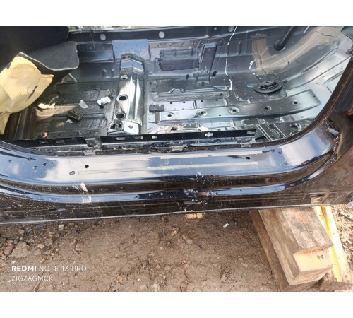 Порог со стойкой правый