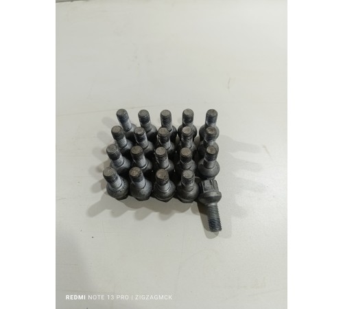 Комплект колесных болтов 20 шт