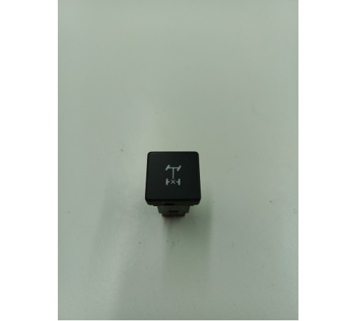 Кнопка отключения заднего дифференциала