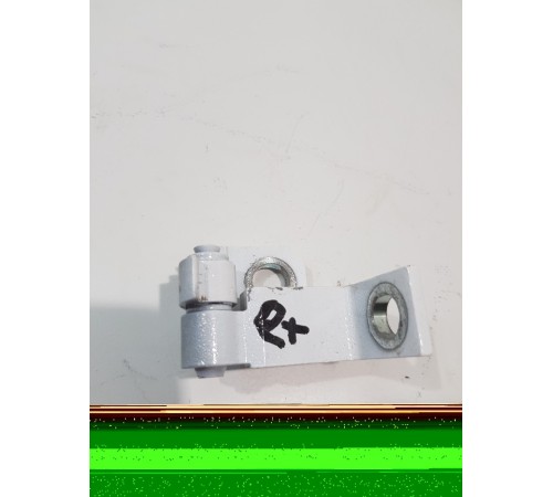 Петля двери задняя правая нижняя