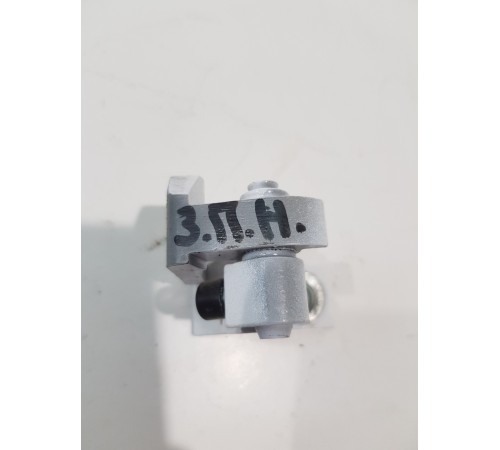 Петля двери задняя правая нижняя