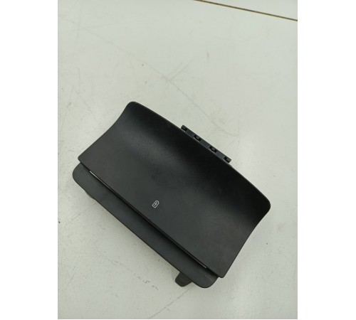 Накладка центральной консоли задняя