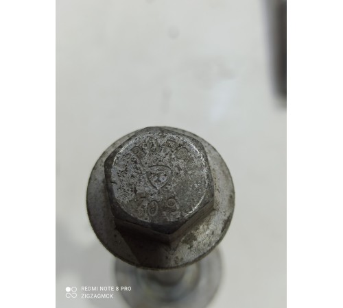 Комплект болтов (4 шт.)