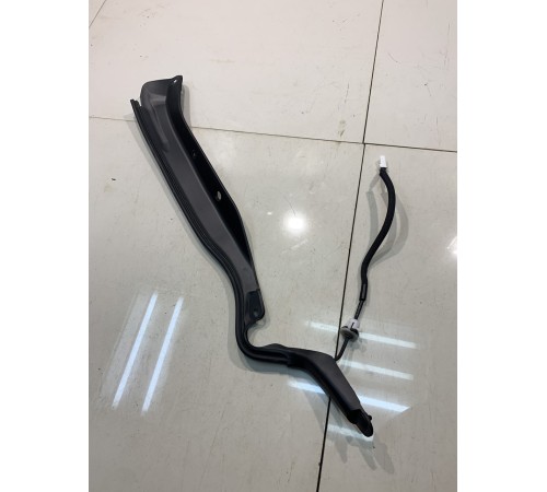 Датчик (правый)фиксации крышки багажника