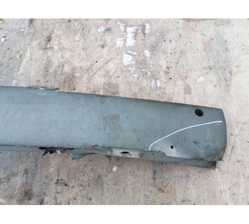 Усилитель бампера передний