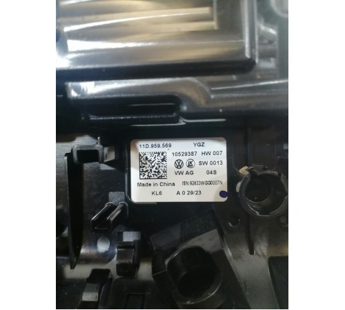 Плафон салона передний