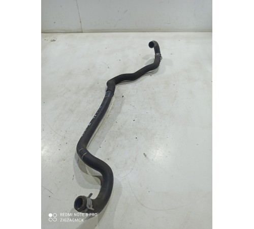 Патрубок системы охлаждения