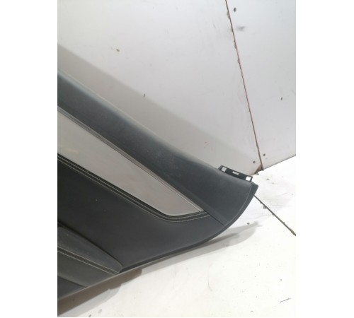 Обшивка двери задняя правая