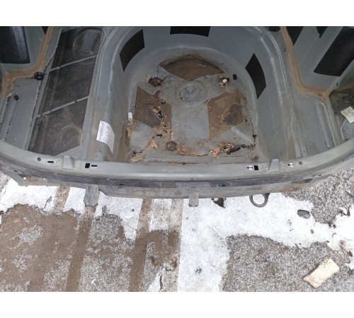 Панель задняя