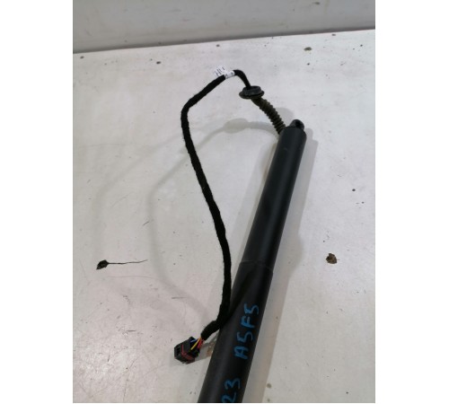 Амортизатор крышки багажника правый