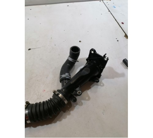 Патрубок воздушного фильтра