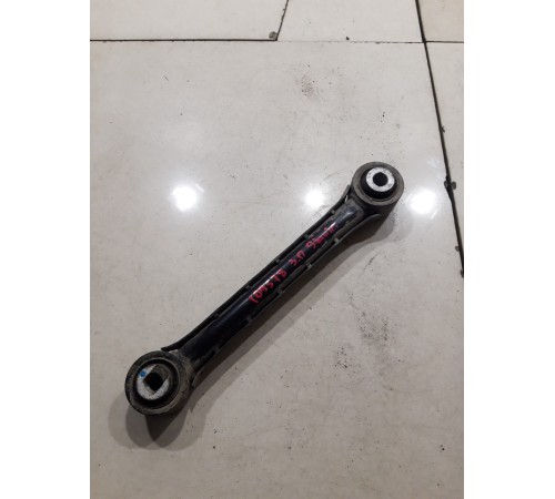 Рычаг подвески(задний правый)