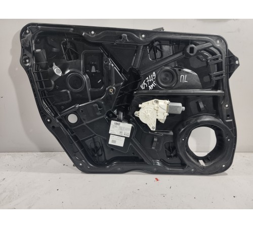 Стеклоподъемник (передний левый) в сборе с моторчиком