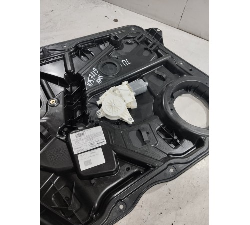 Стеклоподъемник (передний левый) в сборе с моторчиком