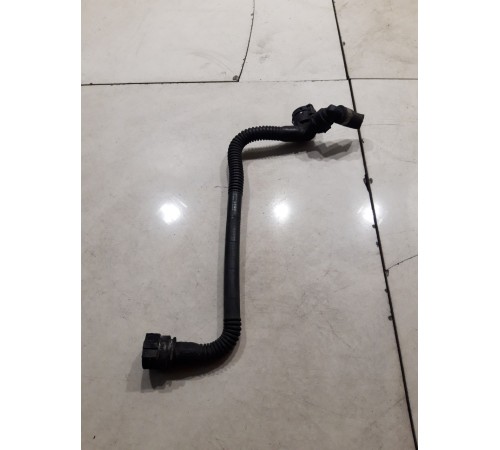 Патрубок системы охлаждения