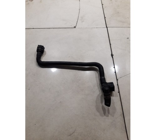 Патрубок системы охлаждения